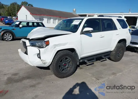 2023 Toyota 4Runner Sr5 Premium z USA, uszkodzony, nr VIN JTENU5JR3P6138977